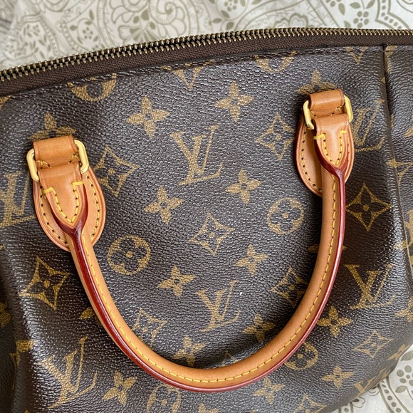 $SoLD  SoLd   Vuitton Turenne PM - Picture 11 of 12